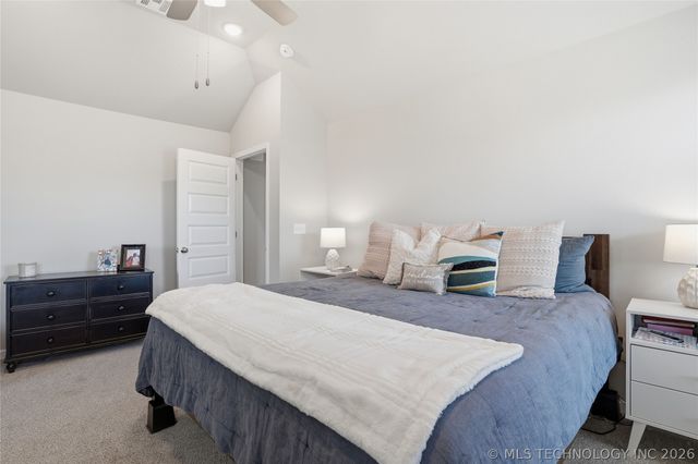 3805 E 154th Place S, Bixby, OK 74008