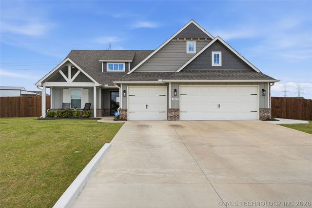 3805 E 154th Place S, Bixby, OK 74008