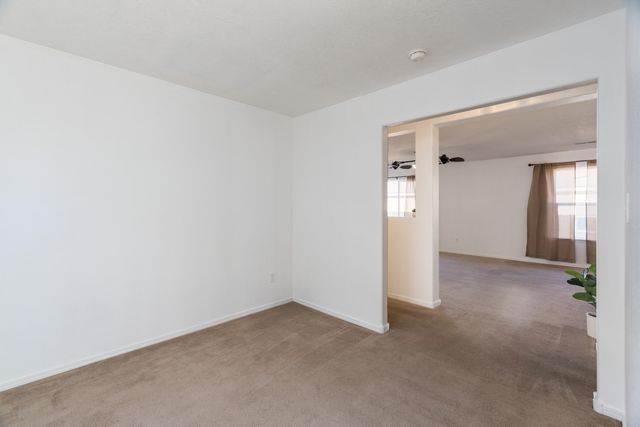 2177 Sagecrest Loop NE, Rio Rancho, NM 87144