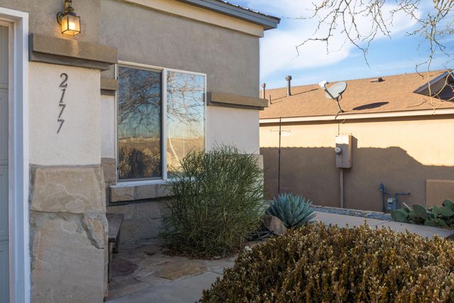 2177 Sagecrest Loop NE, Rio Rancho, NM 87144