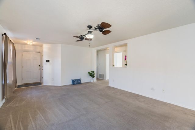 2177 Sagecrest Loop NE, Rio Rancho, NM 87144