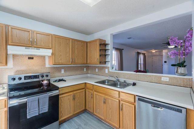 2177 Sagecrest Loop NE, Rio Rancho, NM 87144