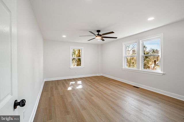 700 E RIDLEY AVE, Ridley Park, PA 19078