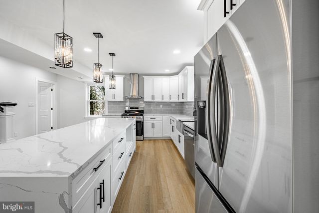 700 E RIDLEY AVE, Ridley Park, PA 19078