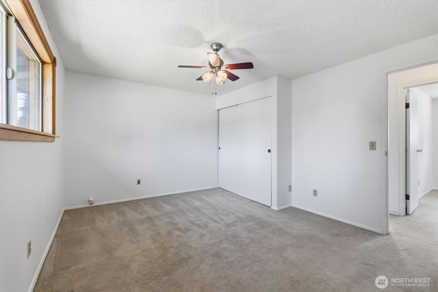 2660 SW 335th Place, Federal Way, WA 98023