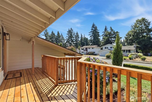 2660 SW 335th Place, Federal Way, WA 98023