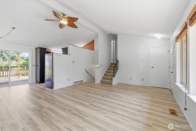 2660 SW 335th Place, Federal Way, WA 98023
