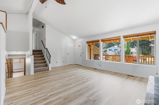 2660 SW 335th Place, Federal Way, WA 98023