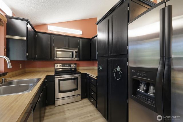 2660 SW 335th Place, Federal Way, WA 98023