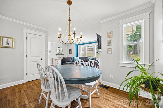 206 W Woodrow Avenue, Belmont, NC 28012