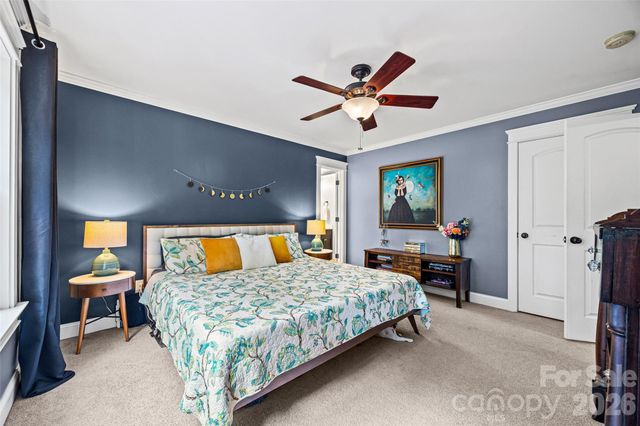 206 W Woodrow Avenue, Belmont, NC 28012