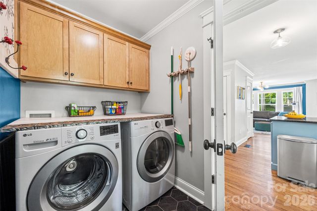 206 W Woodrow Avenue, Belmont, NC 28012