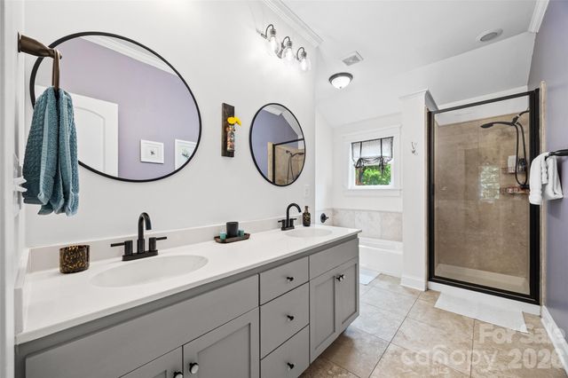 206 W Woodrow Avenue, Belmont, NC 28012