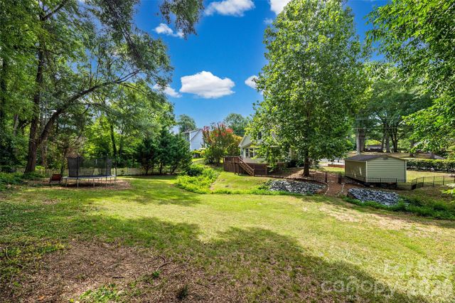 206 W Woodrow Avenue, Belmont, NC 28012