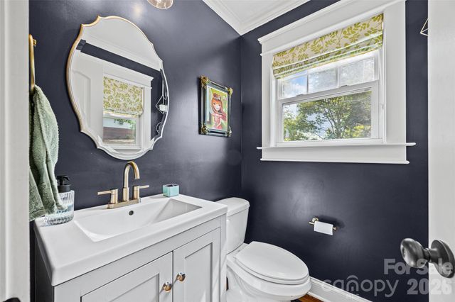 206 W Woodrow Avenue, Belmont, NC 28012