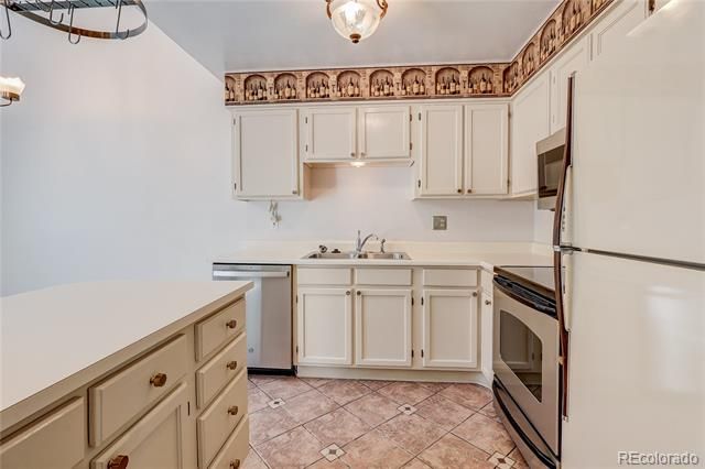 12943 E Cornell Avenue, Aurora, CO 80014