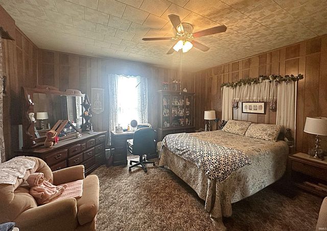 1018 W 1st Street, Bicknell, IN 47512