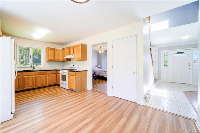 11 Catskill Avenue, Monroe, NY 10950