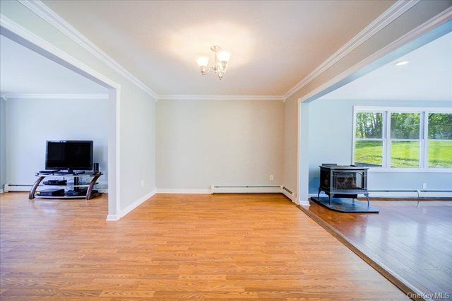 11 Catskill Avenue, Monroe, NY 10950