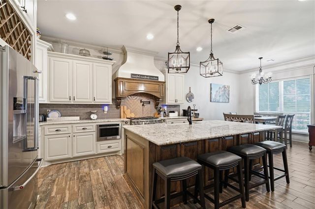 6464 W White Oleander Drive, Lake Charles, LA 70605