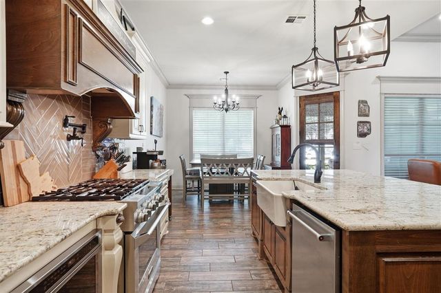6464 W White Oleander Drive, Lake Charles, LA 70605