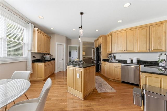 2280 Rio Rancho DR, Virginia Beach, VA 23456