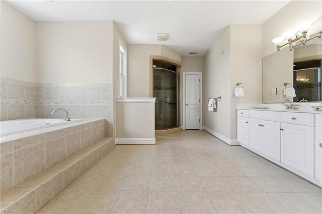 2280 Rio Rancho DR, Virginia Beach, VA 23456