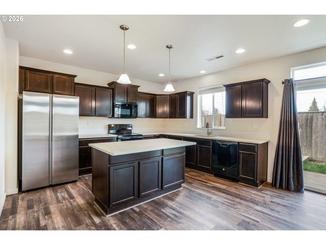 4680 GLACIER MEADOWS Loop, Springfield, OR 97478