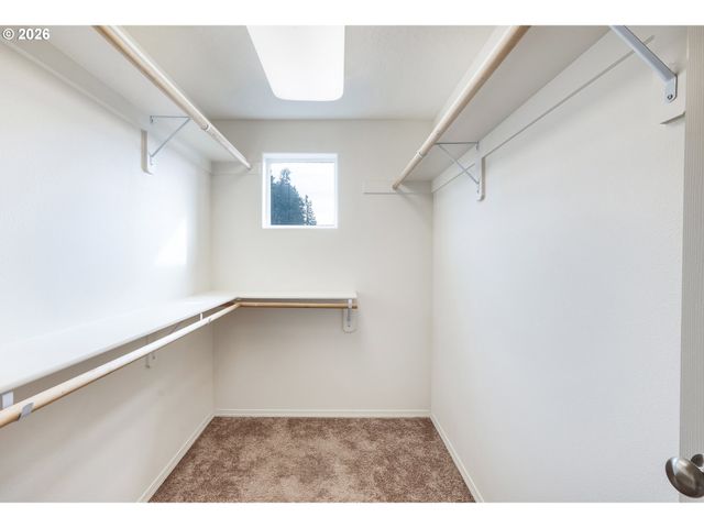 4680 GLACIER MEADOWS Loop, Springfield, OR 97478