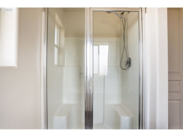 4680 GLACIER MEADOWS Loop, Springfield, OR 97478