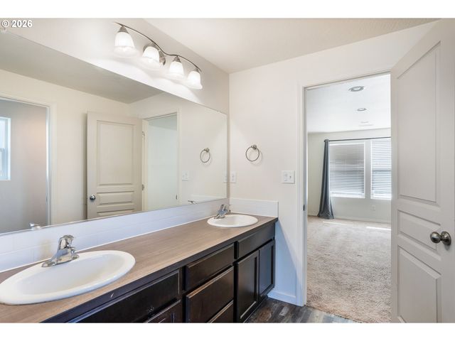 4680 GLACIER MEADOWS Loop, Springfield, OR 97478