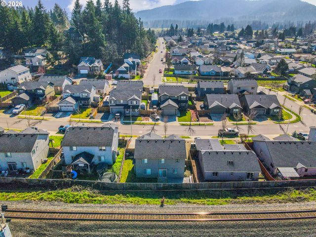 4680 GLACIER MEADOWS Loop, Springfield, OR 97478