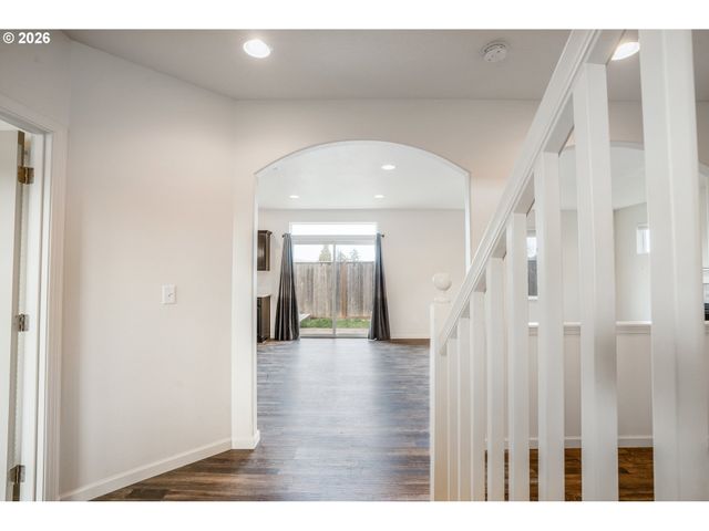 4680 GLACIER MEADOWS Loop, Springfield, OR 97478