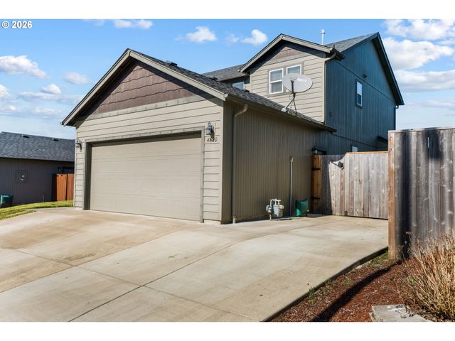 4680 GLACIER MEADOWS Loop, Springfield, OR 97478