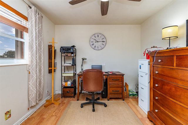 810 Lake Shore Drive 25, West Palm Beach, FL 33403