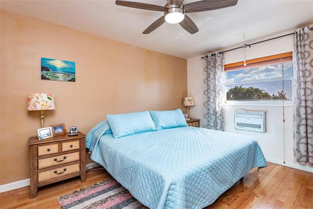 810 Lake Shore Drive 25, West Palm Beach, FL 33403