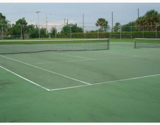 6313 CHASEWOOD Drive B, Jupiter, FL 33458