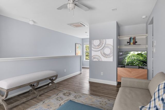 410 Fulton Street 102, Denton, TX 76201