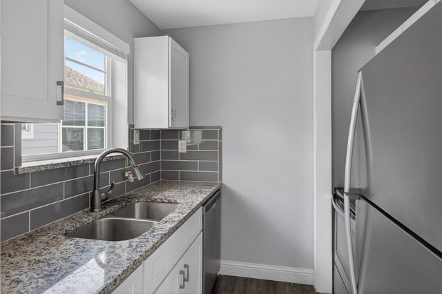 410 Fulton Street 102, Denton, TX 76201