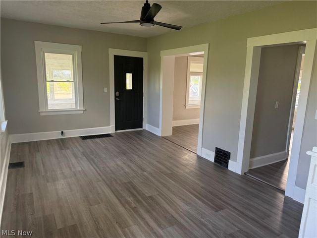 408 Pasadena Avenue, Youngstown, OH 44507