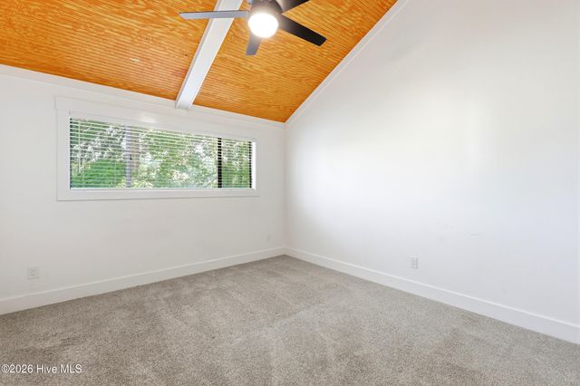 301 Crooked Creek Road, Wilmington, NC 28409