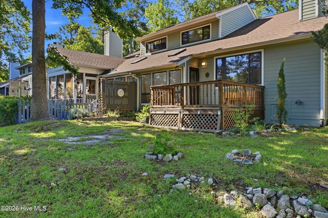 301 Crooked Creek Road, Wilmington, NC 28409