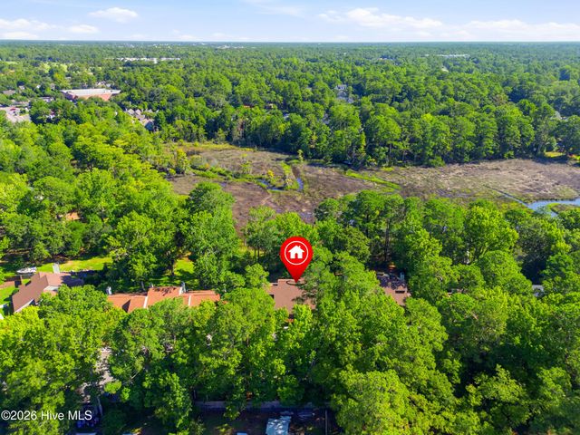 301 Crooked Creek Road, Wilmington, NC 28409