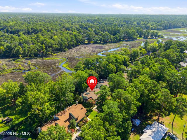 301 Crooked Creek Road, Wilmington, NC 28409