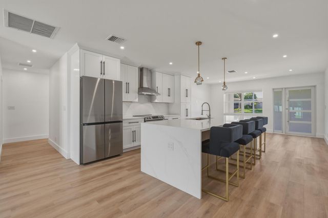 461 SW 1st Street 461, Boca Raton, FL 33432