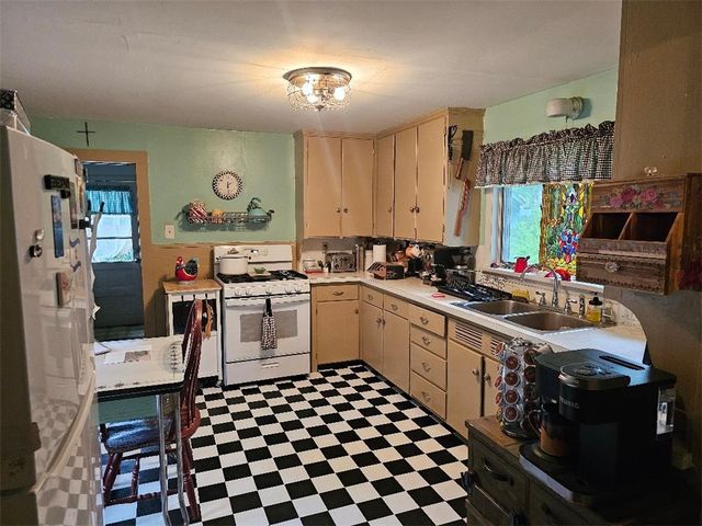 31 South Main Street, Cohocton, NY 14826