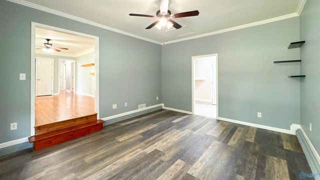 511 Jeffery Drive NW, Huntsville, AL 35806