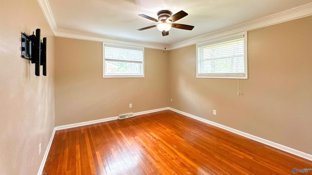 511 Jeffery Drive NW, Huntsville, AL 35806