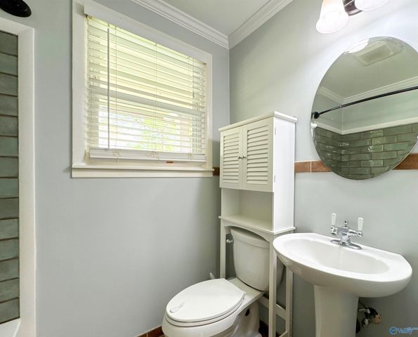 511 Jeffery Drive NW, Huntsville, AL 35806