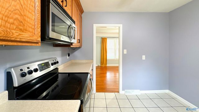 511 Jeffery Drive NW, Huntsville, AL 35806